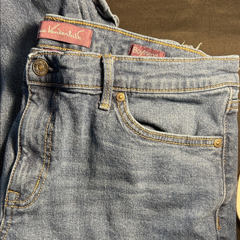 Gloria Vanderbilt Women's Classic Blue Boyfriend Jeans